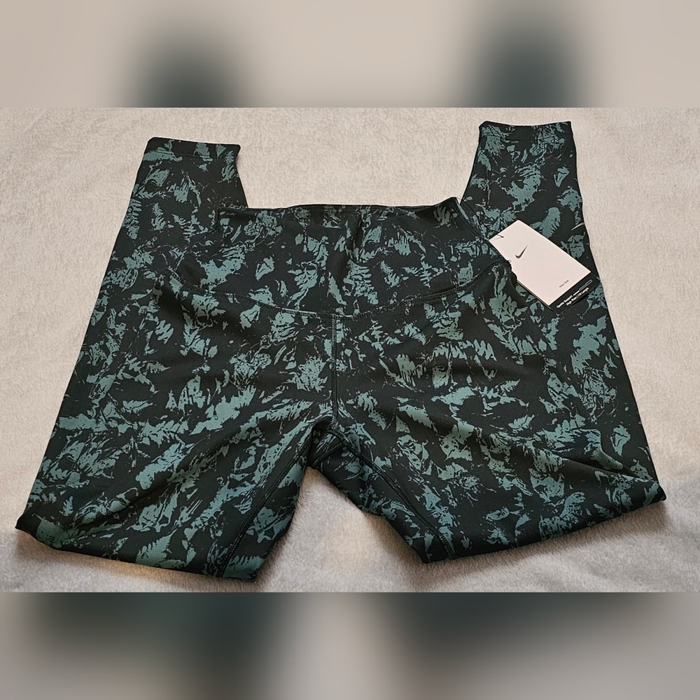 Nike High Rise Leggings